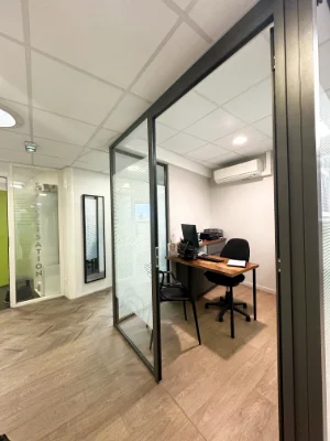 Les bureaux de la clinique dentaire Pôle pour vous accueillir dans les meilleures conditions